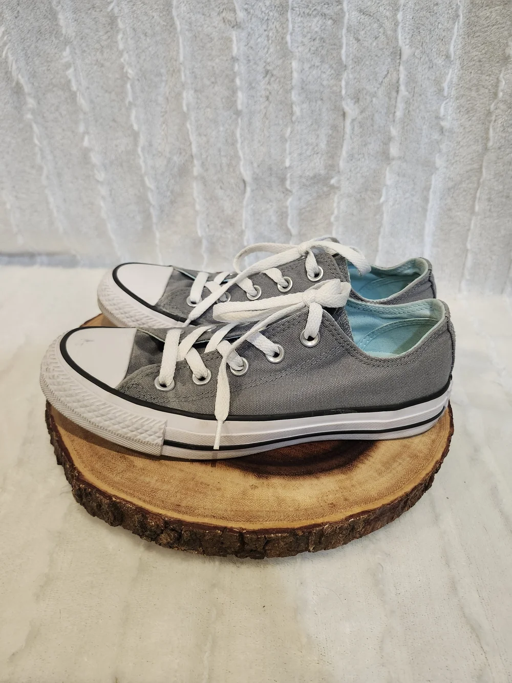 Converse classic low